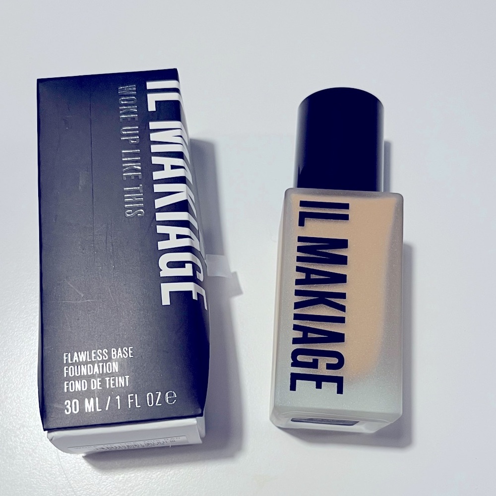 IL makiage foundation & liquid eyeliner